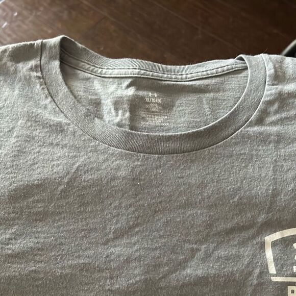 Under Armour Men's Freedom Graphic Short Sleeve T-Shirt. Gray. Size XL‎ - Picture 4 of 9